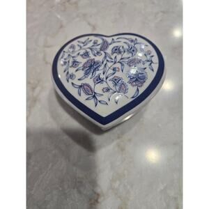 Vintage Otagiri Japan Blue Flower Heart Shaped Trinket Box MaryAnn Porcelain